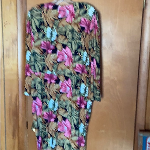 April Rain flowered dress - Picture 4 of 5